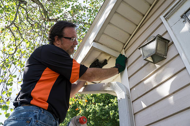 Affordable siding repair and maintenance services in East Dublin, GA